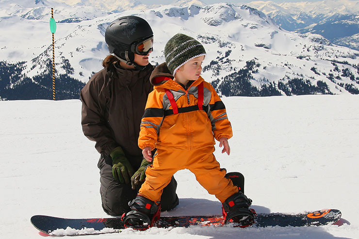 kid-snowboarding