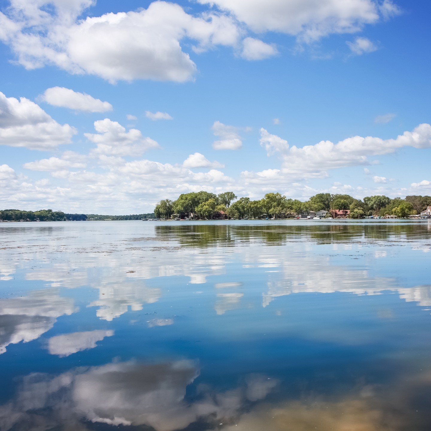 5 Locales for Boating in Wisconsin ⛵  Summer is the season to maximize time in the outdoors all around the state. And one of the best ways to soak up the sun is on the water. Whether you prefer to cruise, float or sail away the afternoon with friends, these are five idyllic locales for boating in Wisconsin. Check out the list at FabulousWisconsin.com.